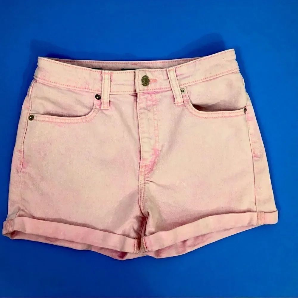 Wild Fable Size 00 (24) Pink High Rise Cuffed Shorts!